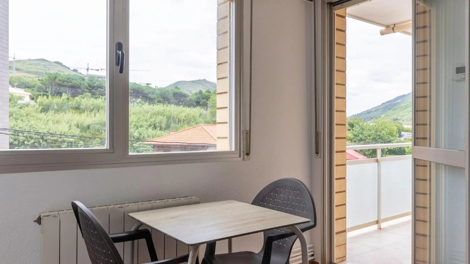 La Arena Apartamentos Zierbena Aparthotel
