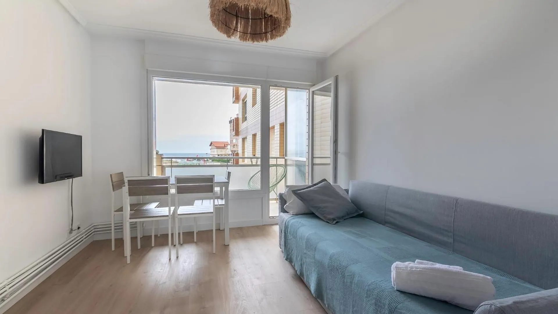 La Arena Apartamentos Zierbena